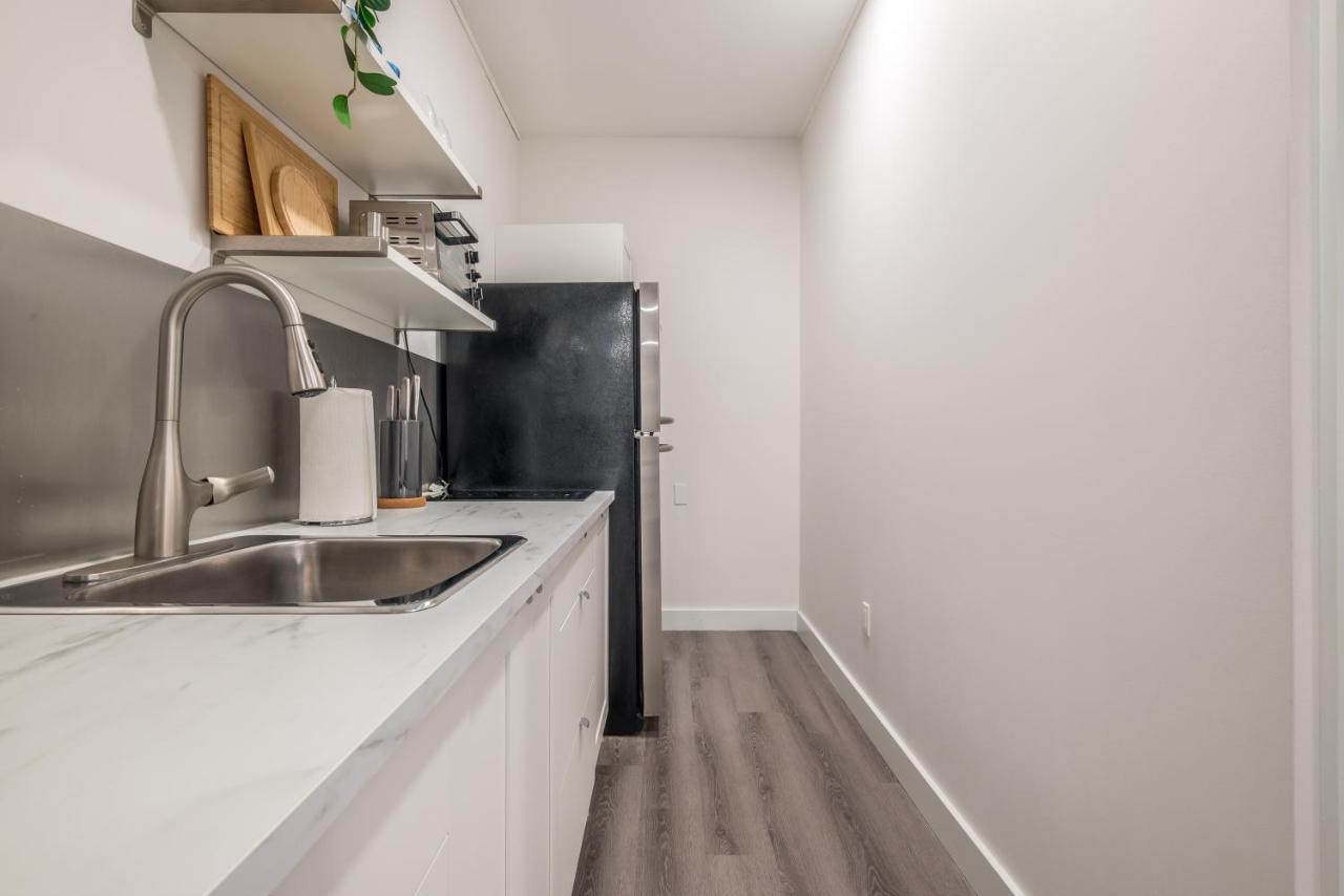 הליפקס Spacious Newly Renovated 1 Bedroom Suite מראה חיצוני תמונה