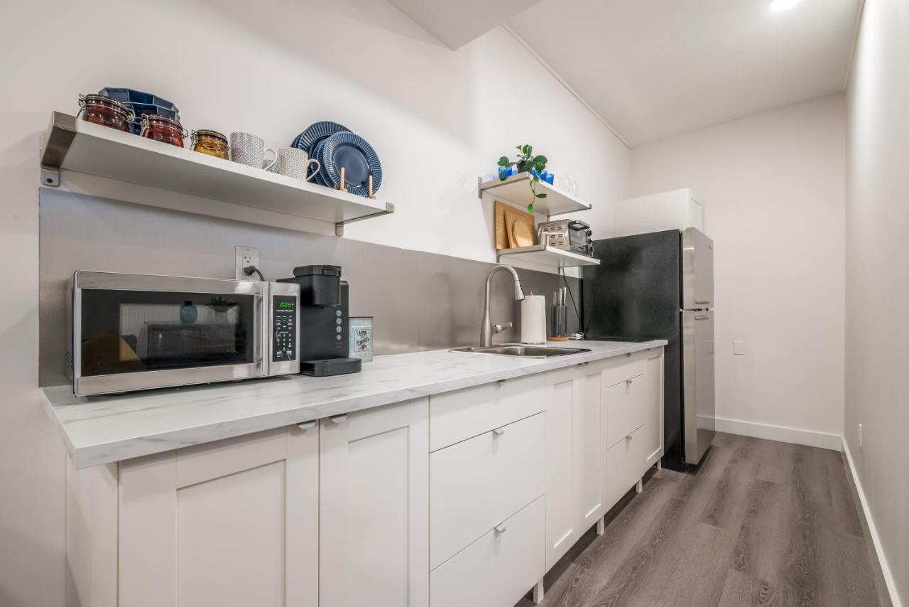 הליפקס Spacious Newly Renovated 1 Bedroom Suite מראה חיצוני תמונה
